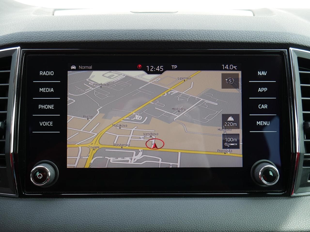 2017 Škoda Karoq - 27