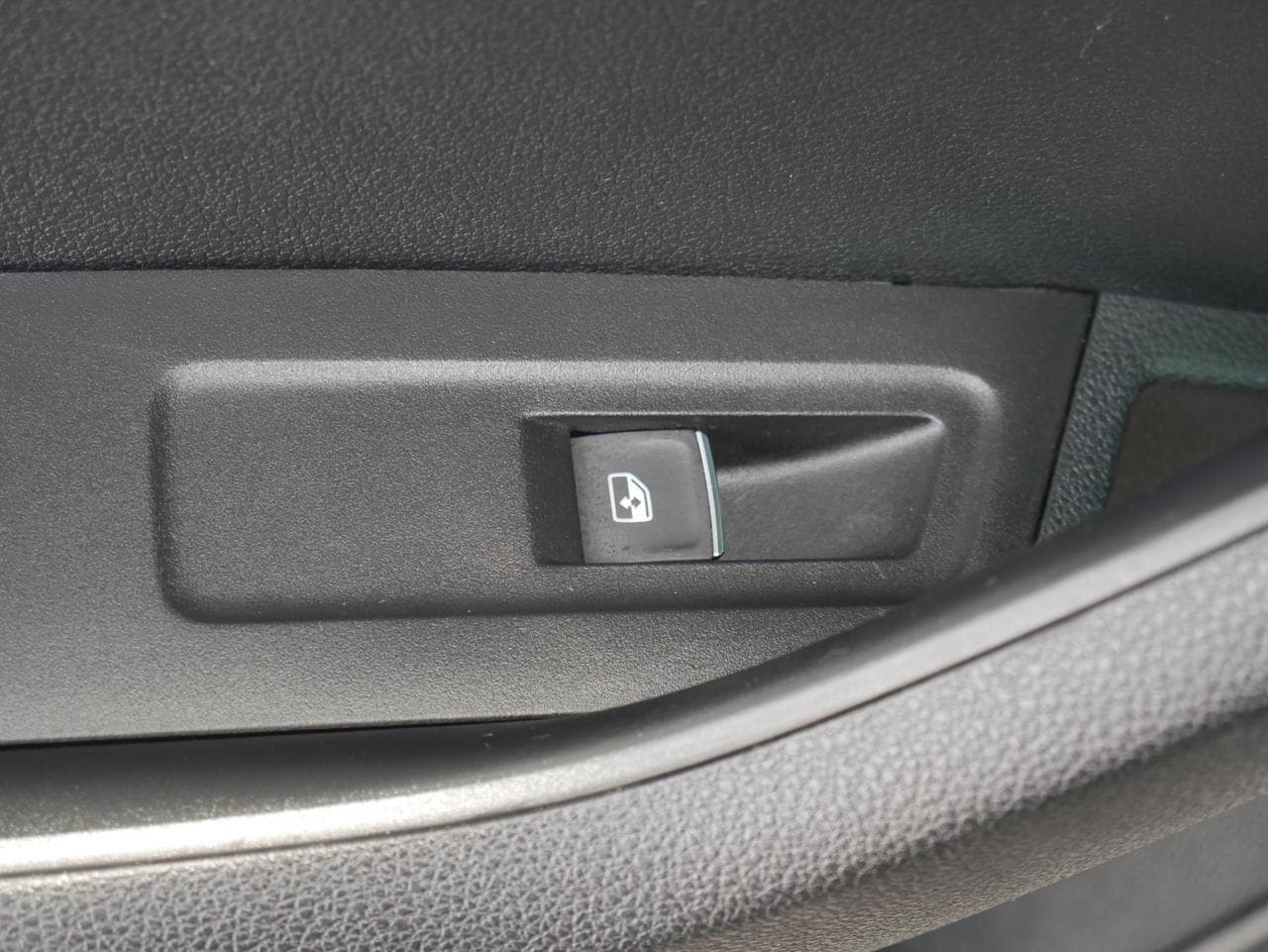 2017 Škoda Karoq - 23