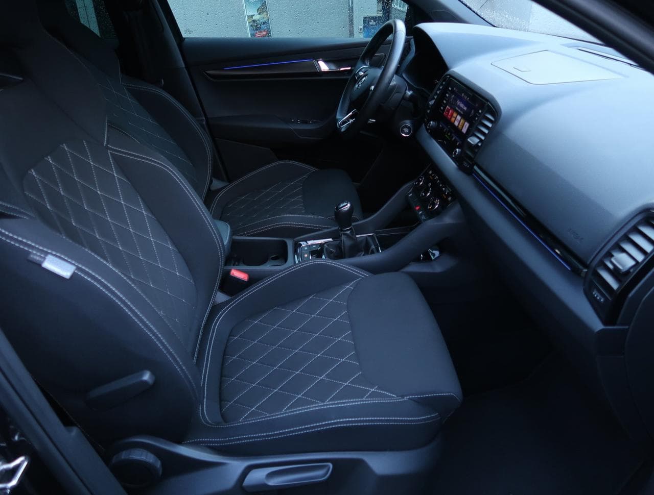 2023 Škoda Karoq - 23