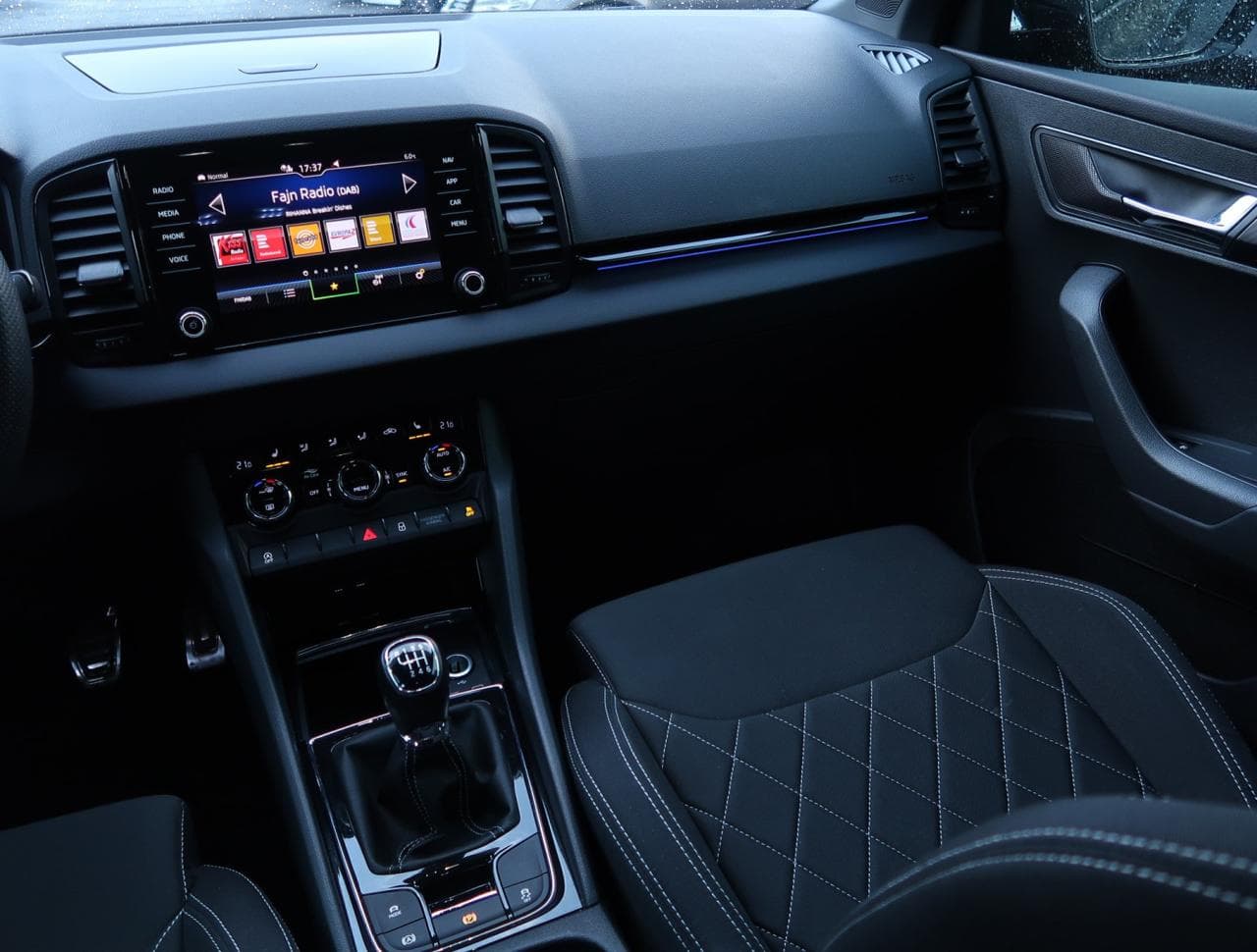 2023 Škoda Karoq - 21