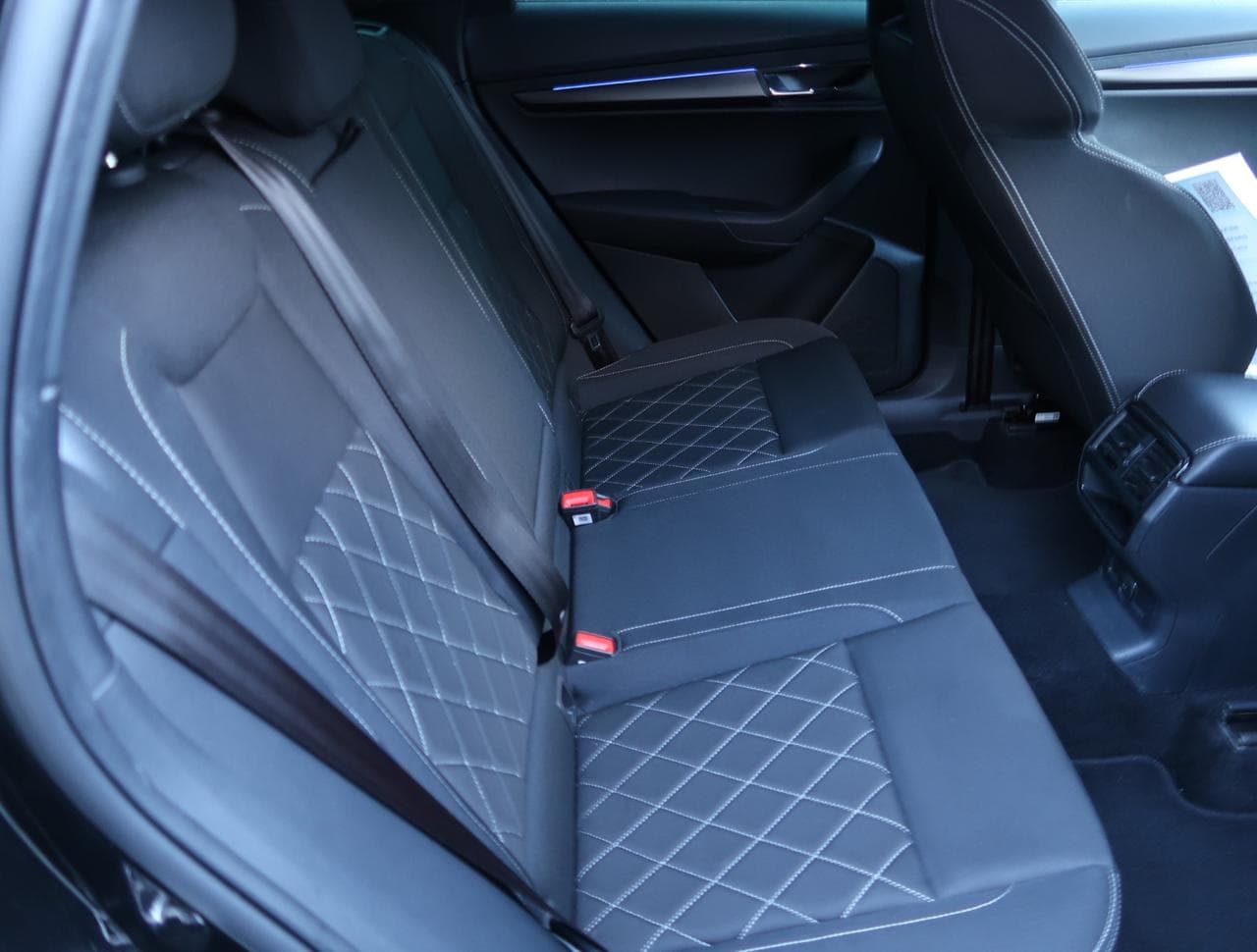 2023 Škoda Karoq - 25