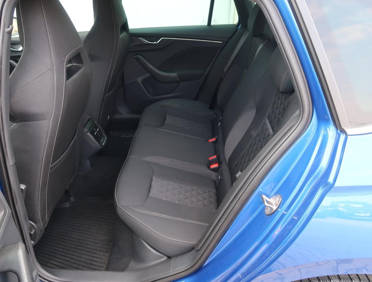2020 Škoda KAMIQ - 15