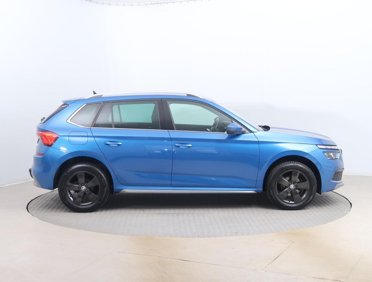 2020 Škoda KAMIQ - 8