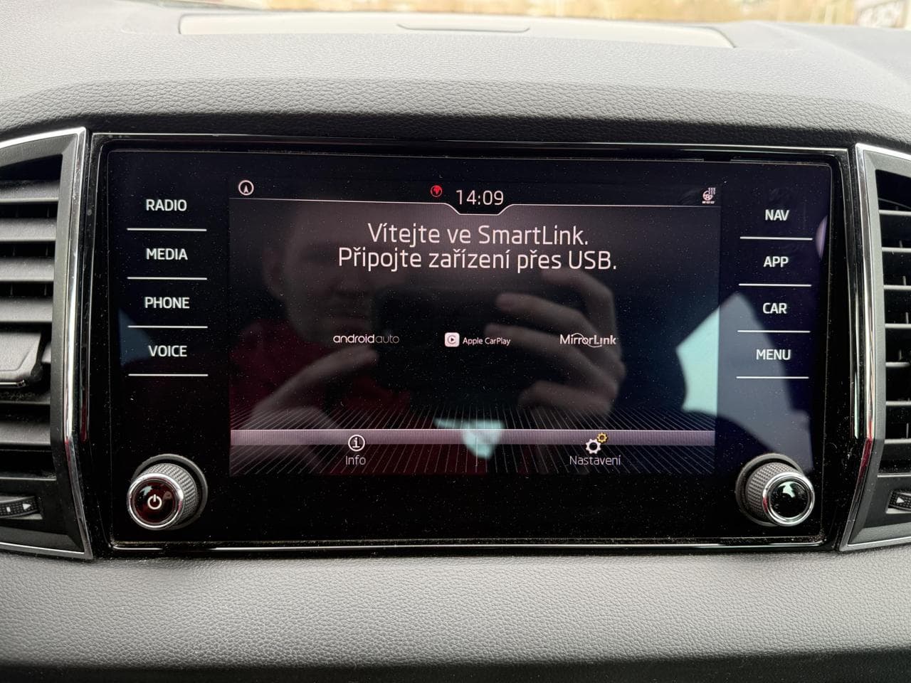 2019 Škoda KAROQ - 16