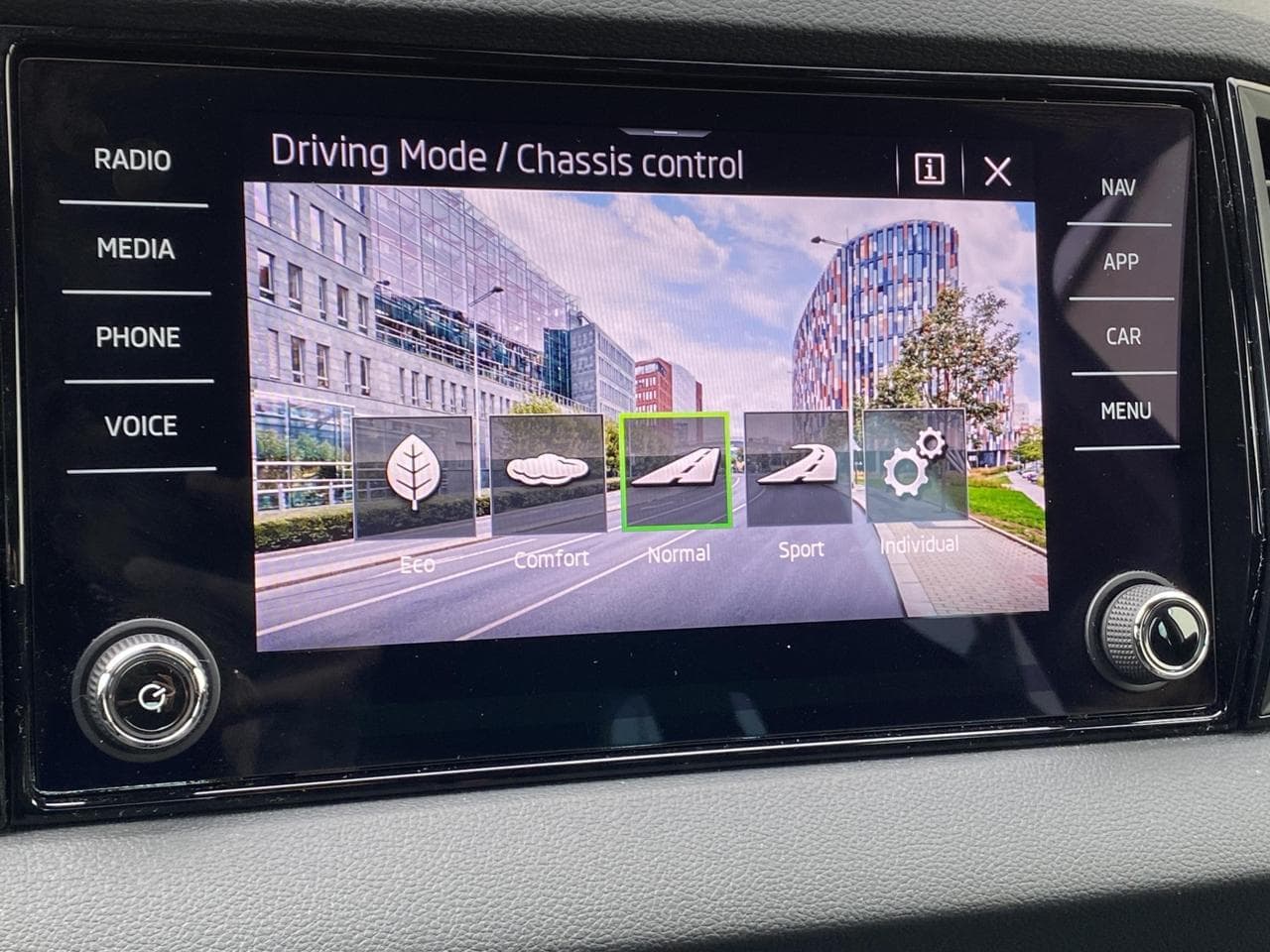 2023 Škoda KAROQ - 18