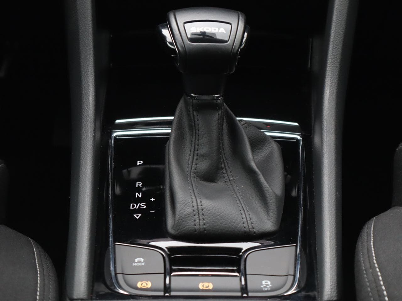 2022 Škoda KAROQ - 17