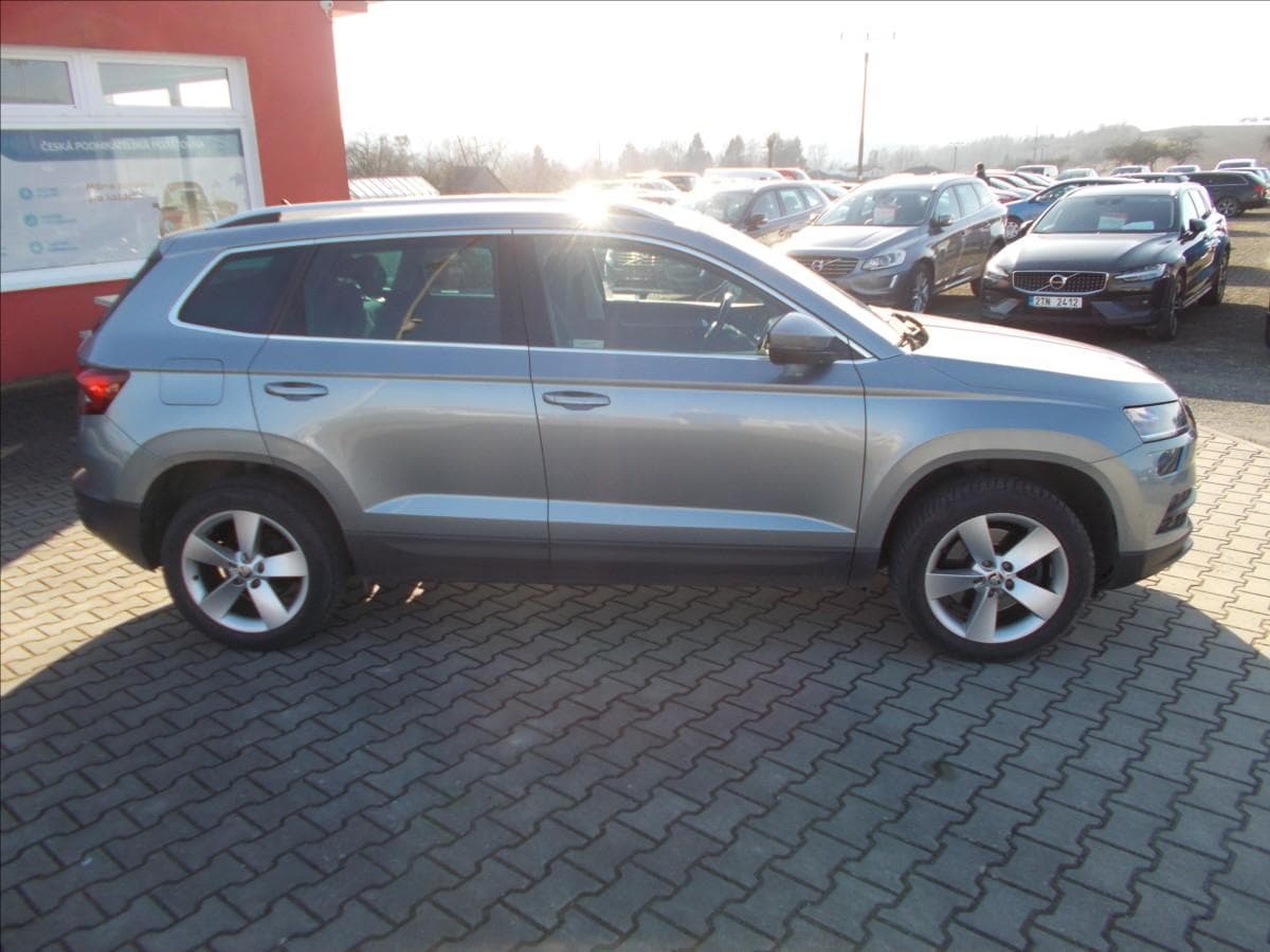 2020 Škoda KAROQ - 9