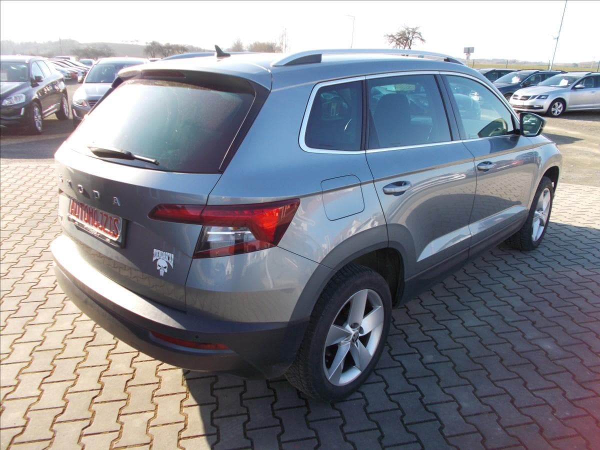 2020 Škoda KAROQ - 11