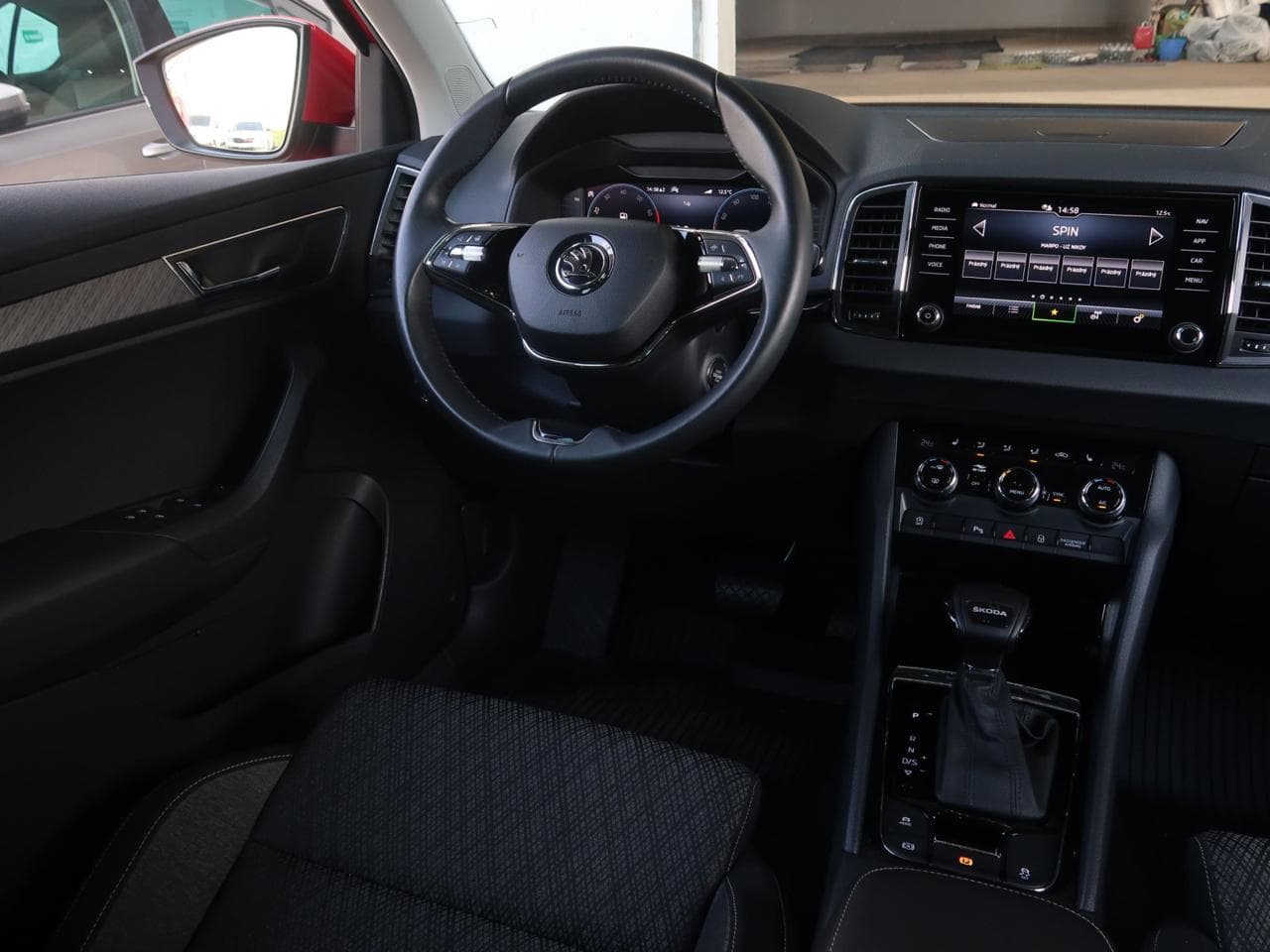 2023 Škoda KAROQ - 9
