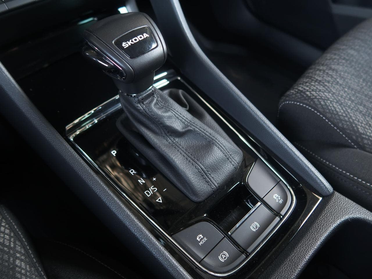 2023 Škoda KAROQ - 19