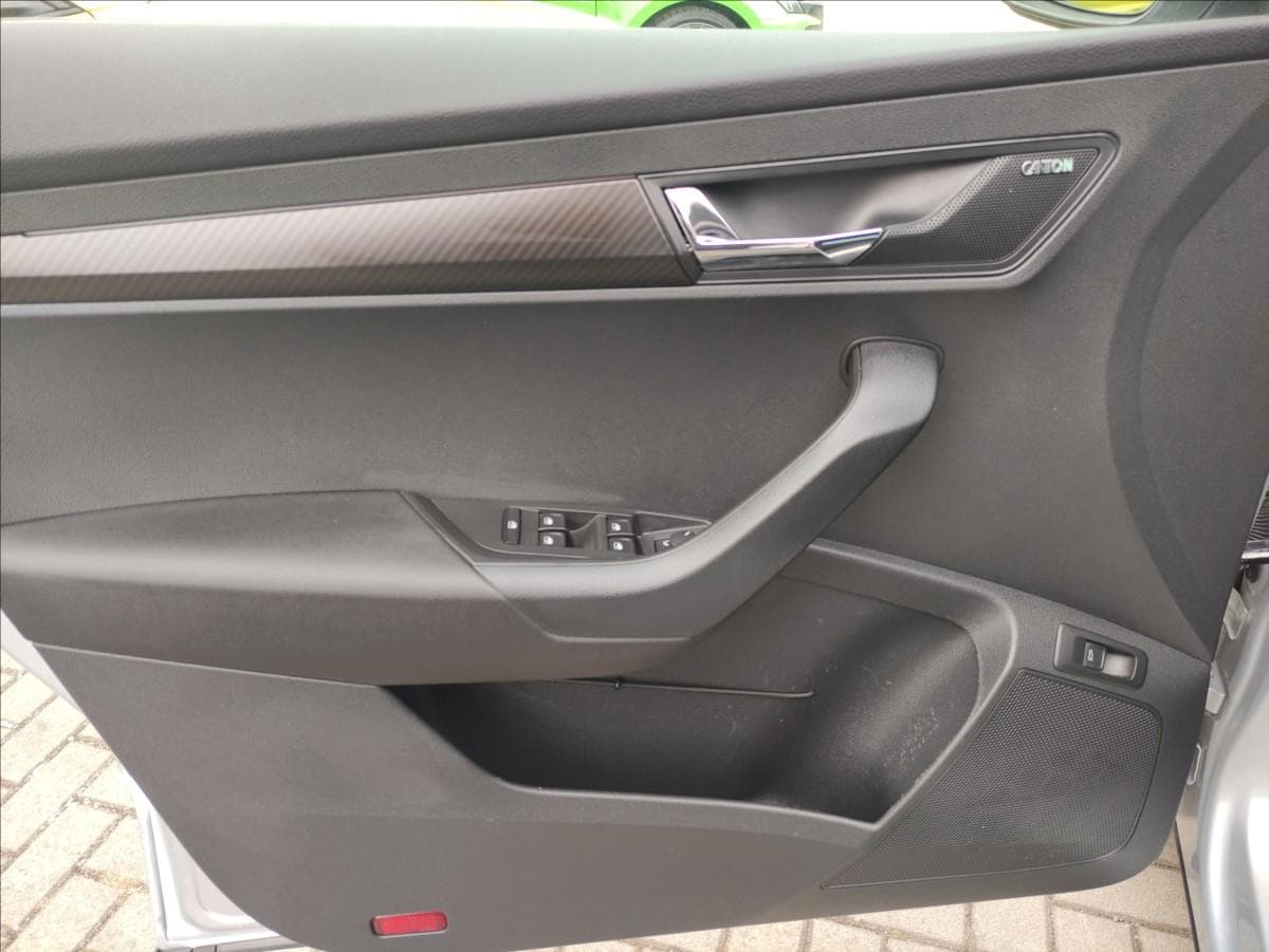 2020 Škoda KAROQ - 10