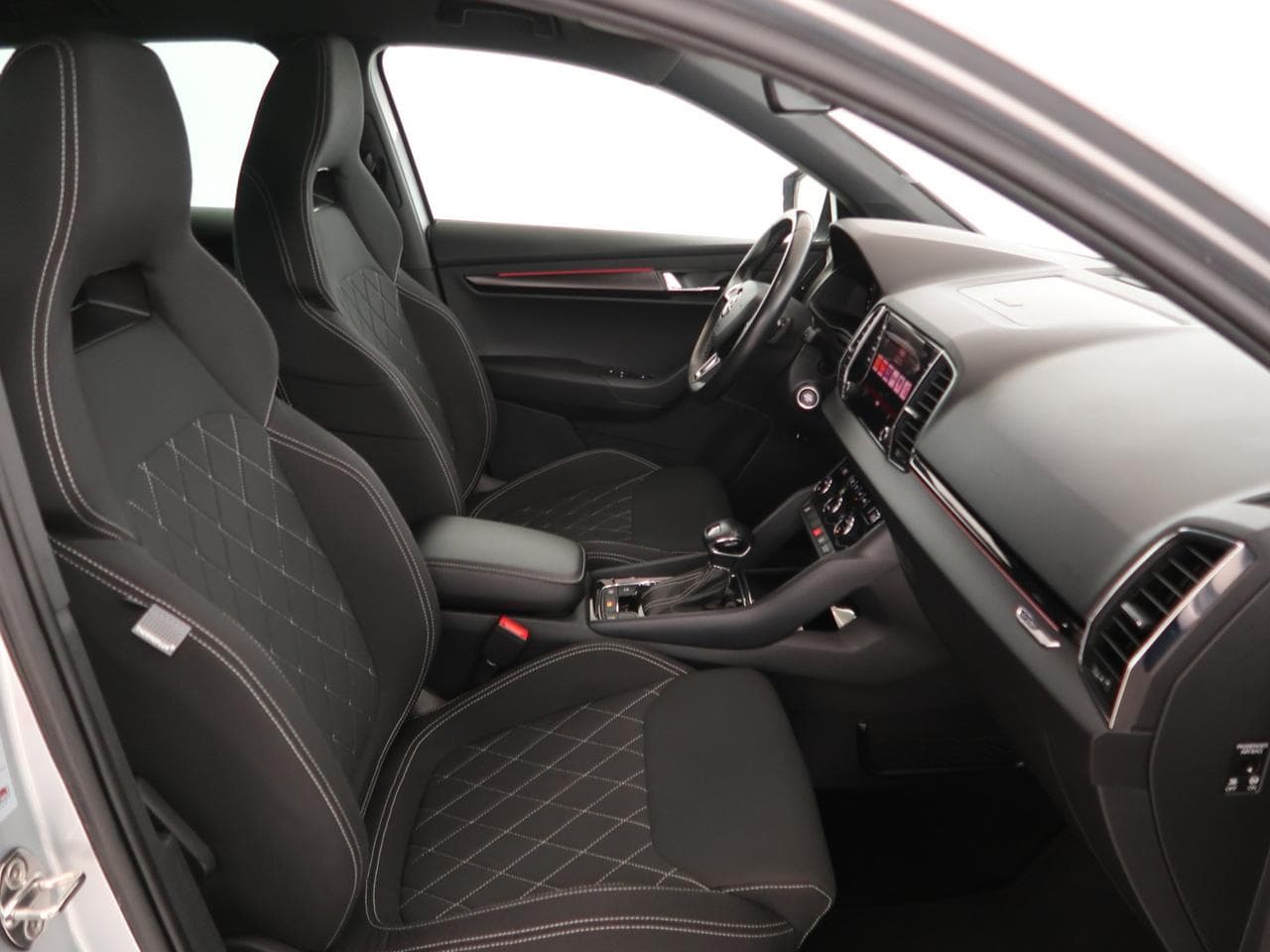 2020 Škoda KAROQ - 12