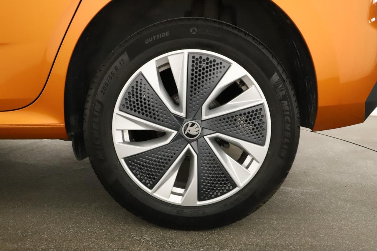 2025 Škoda KAMIQ - 32