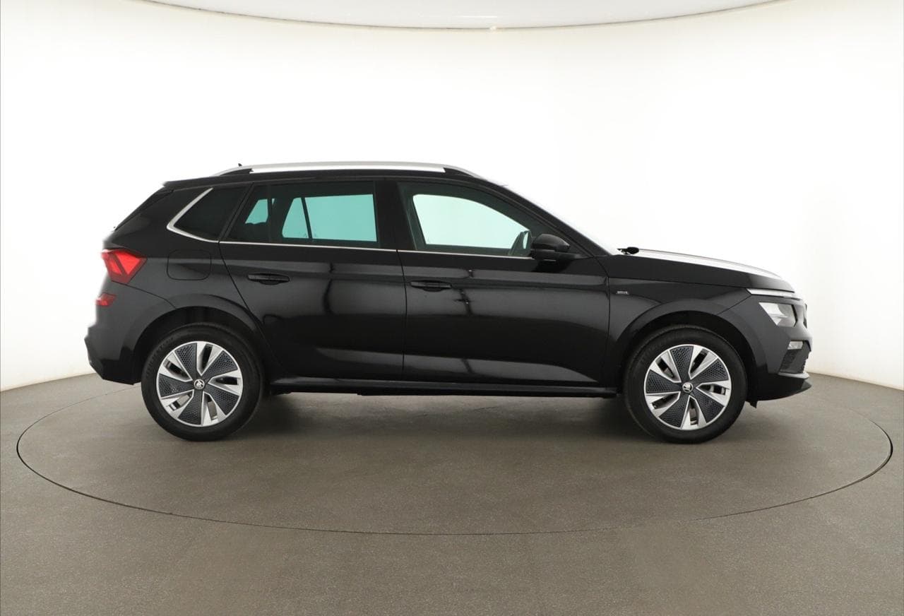2025 Škoda KAMIQ - 8