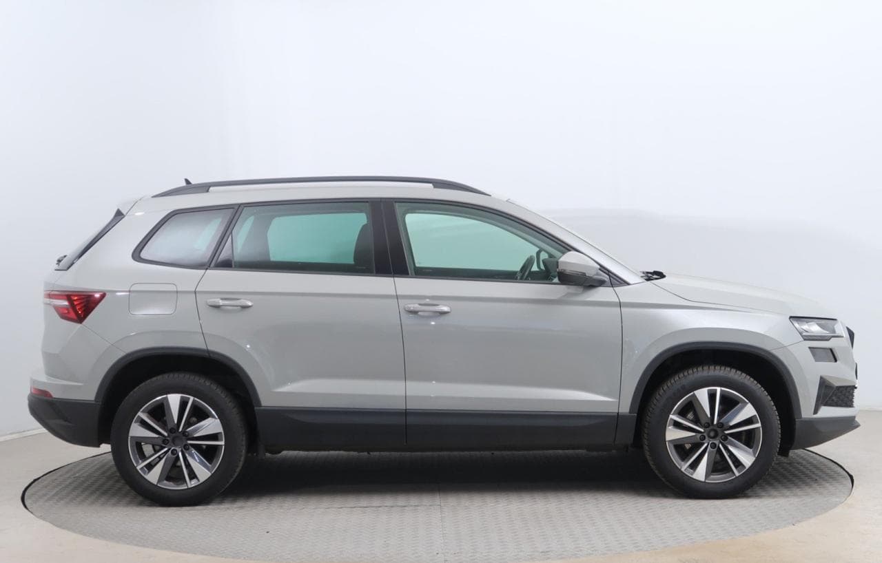 2022 Škoda KAROQ - 8