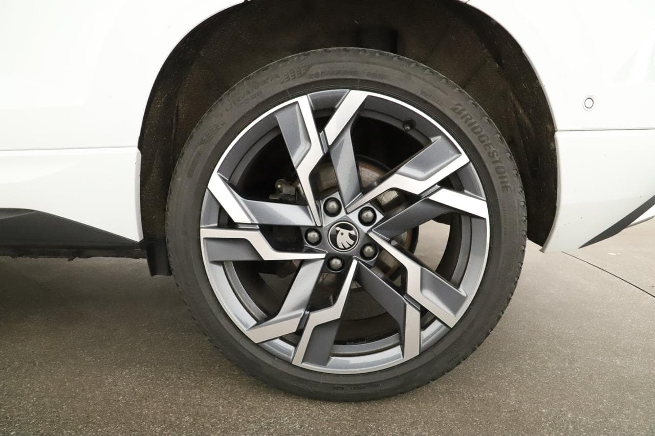 2025 Škoda KAROQ - 18