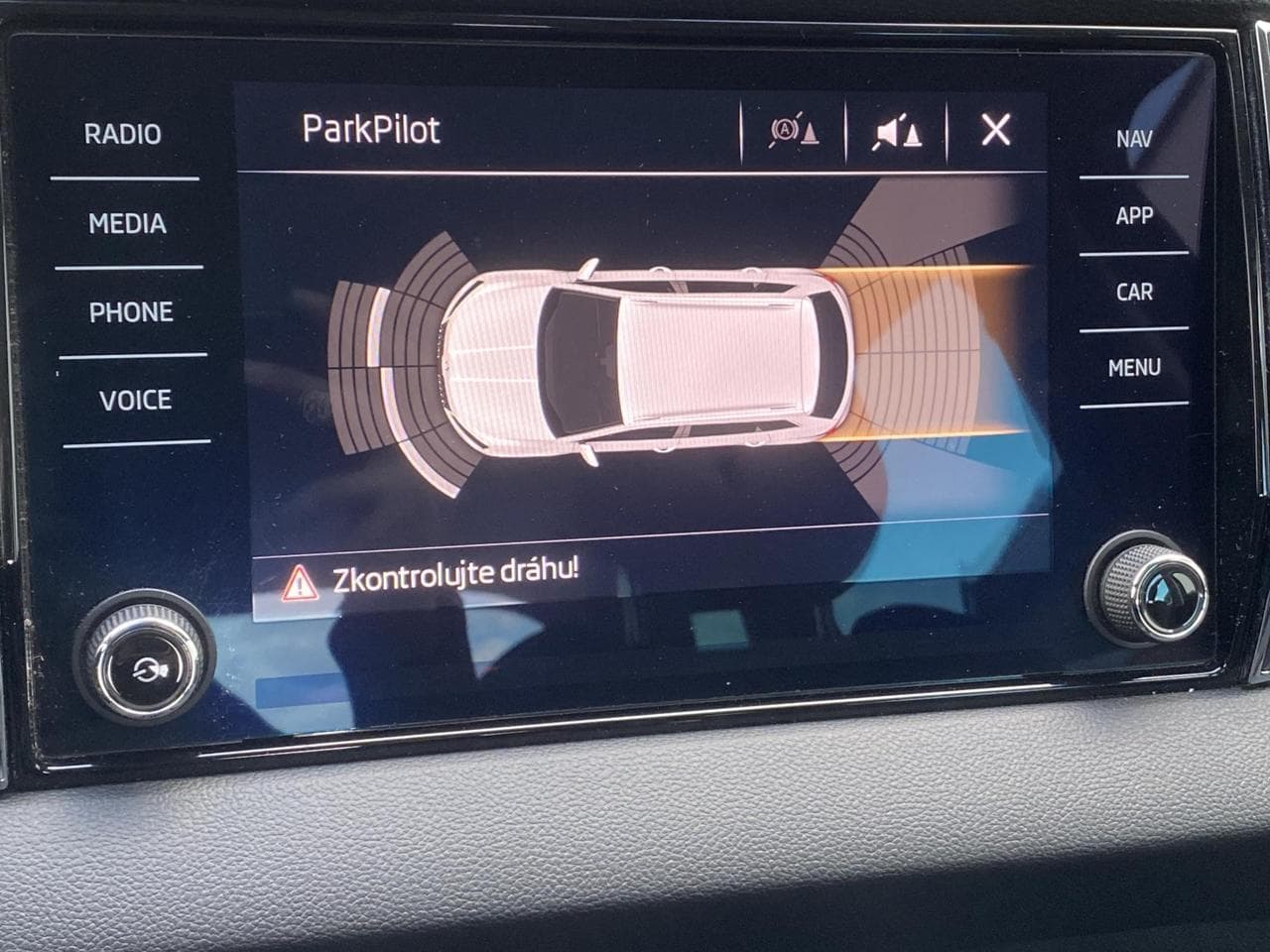 2020 Škoda KAROQ - 16