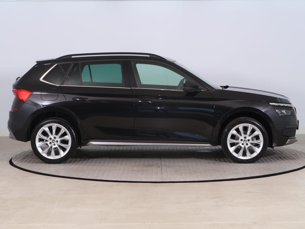 2019 Škoda KAMIQ - 8