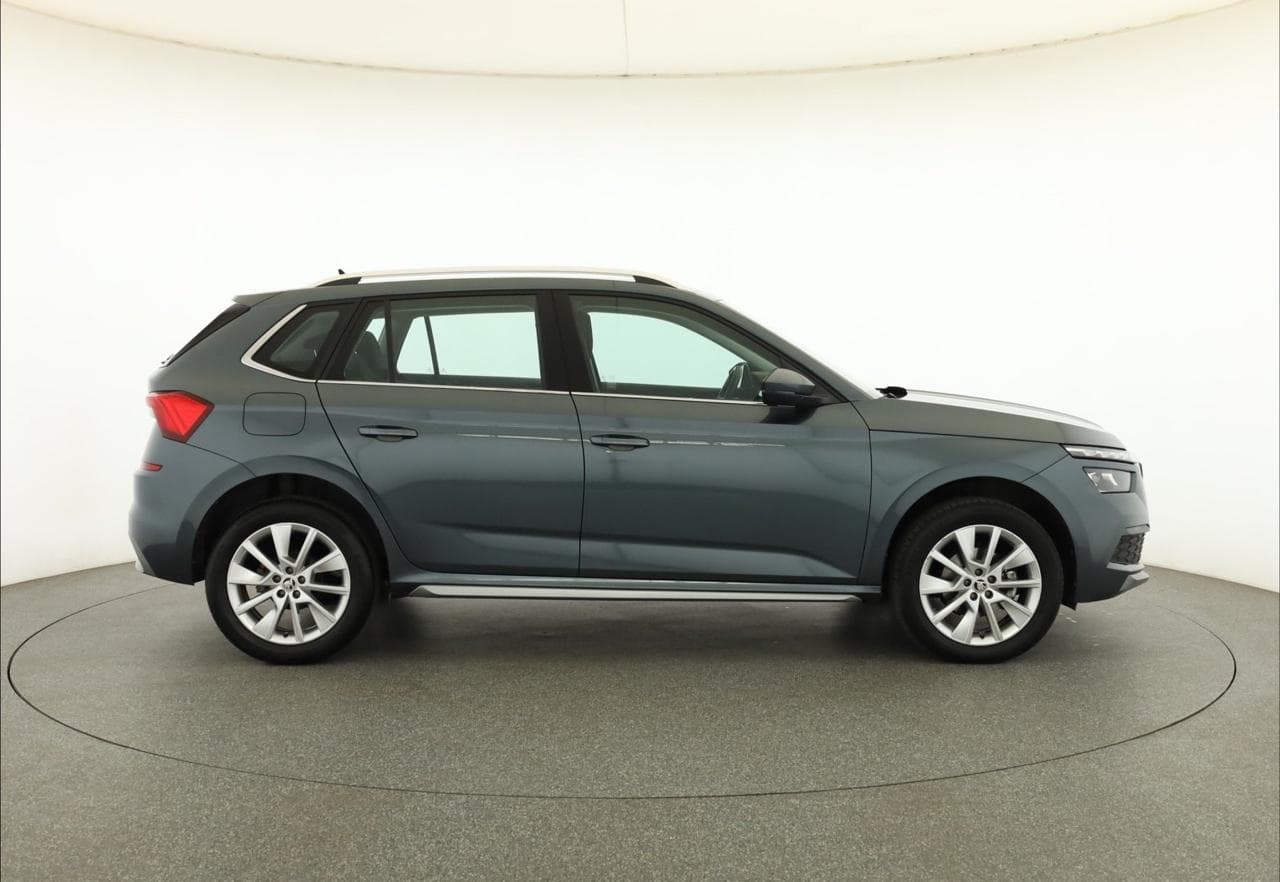 2021 Škoda KAMIQ - 8