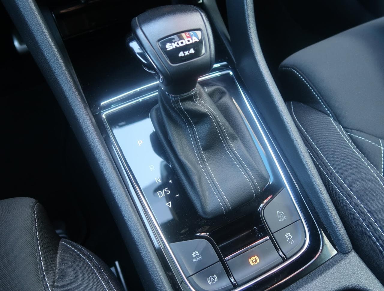 2023 Škoda KAROQ - 24