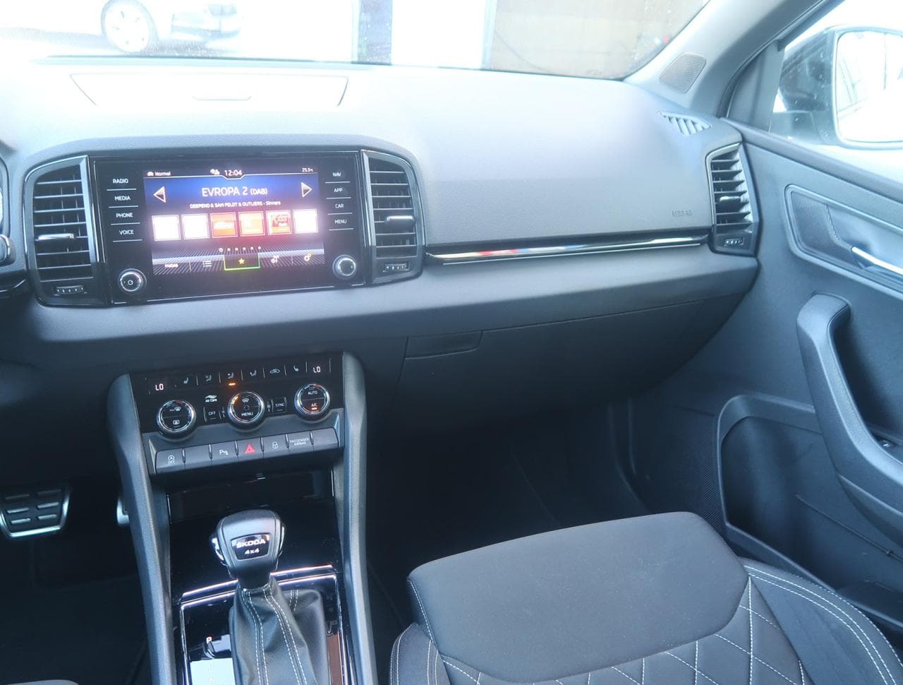 2023 Škoda KAROQ - 11
