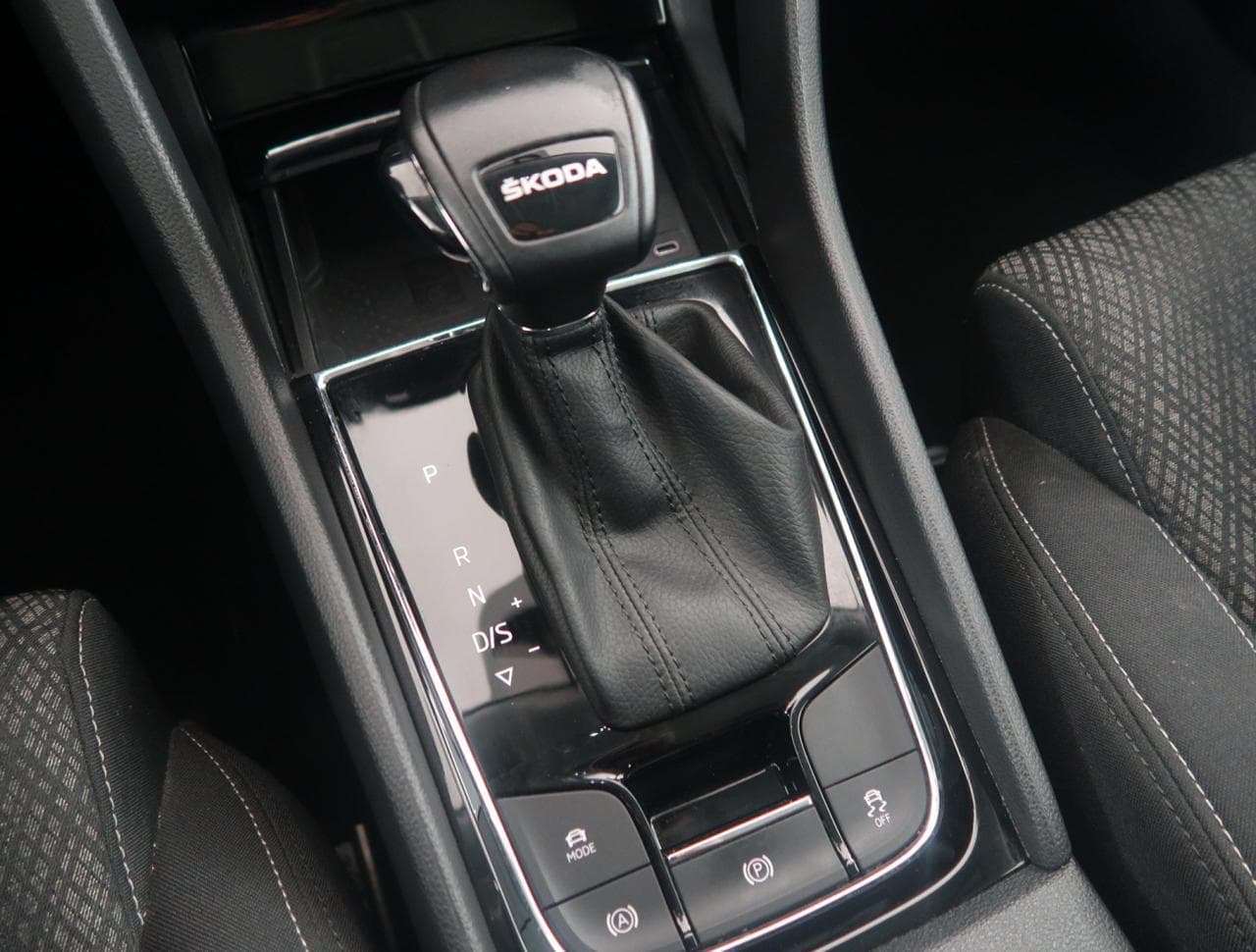 2023 Škoda KAROQ - 26