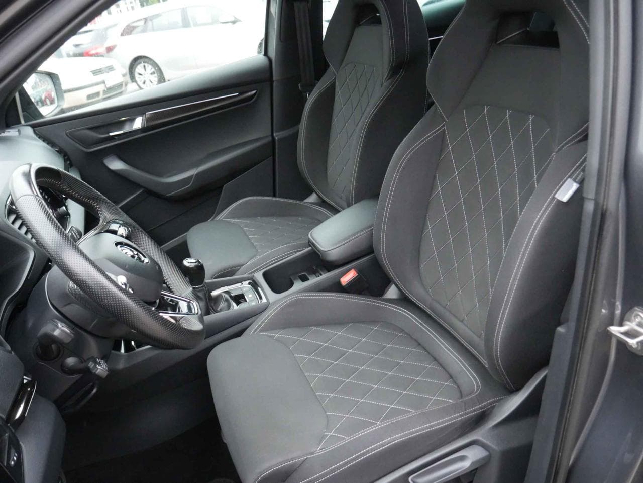 2022 Škoda KAROQ - 17