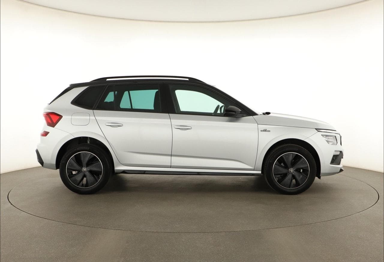 2025 Škoda KAMIQ - 10