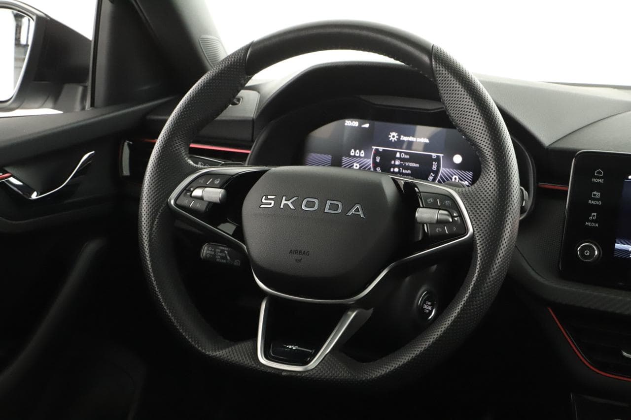 2025 Škoda KAMIQ - 32
