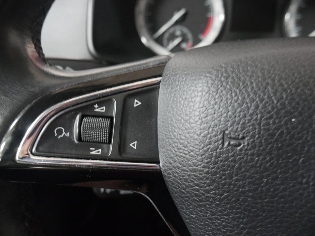 2019 Škoda KAROQ - 25