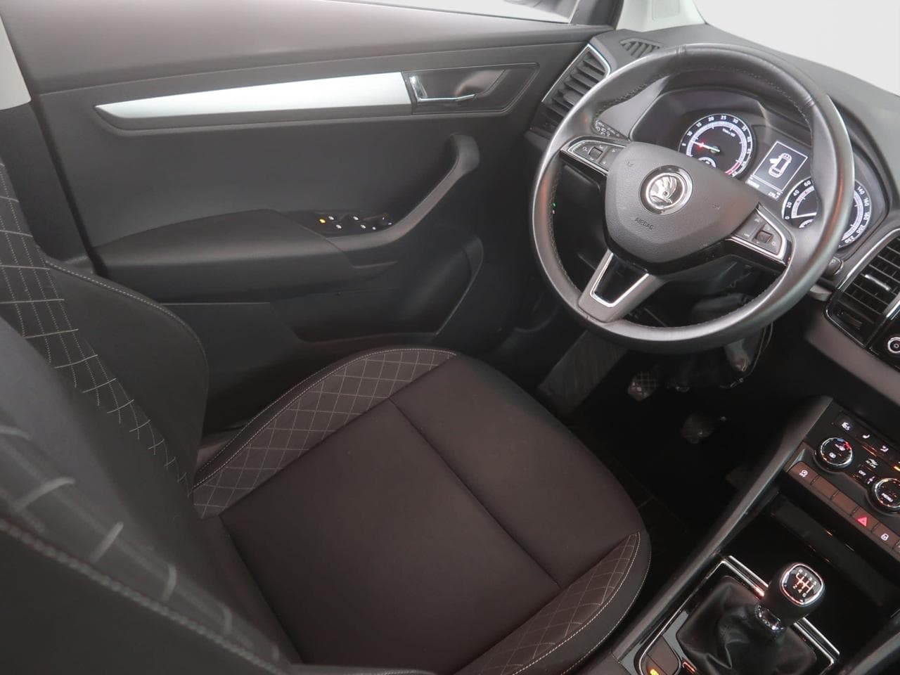 2020 Škoda KAROQ - 9