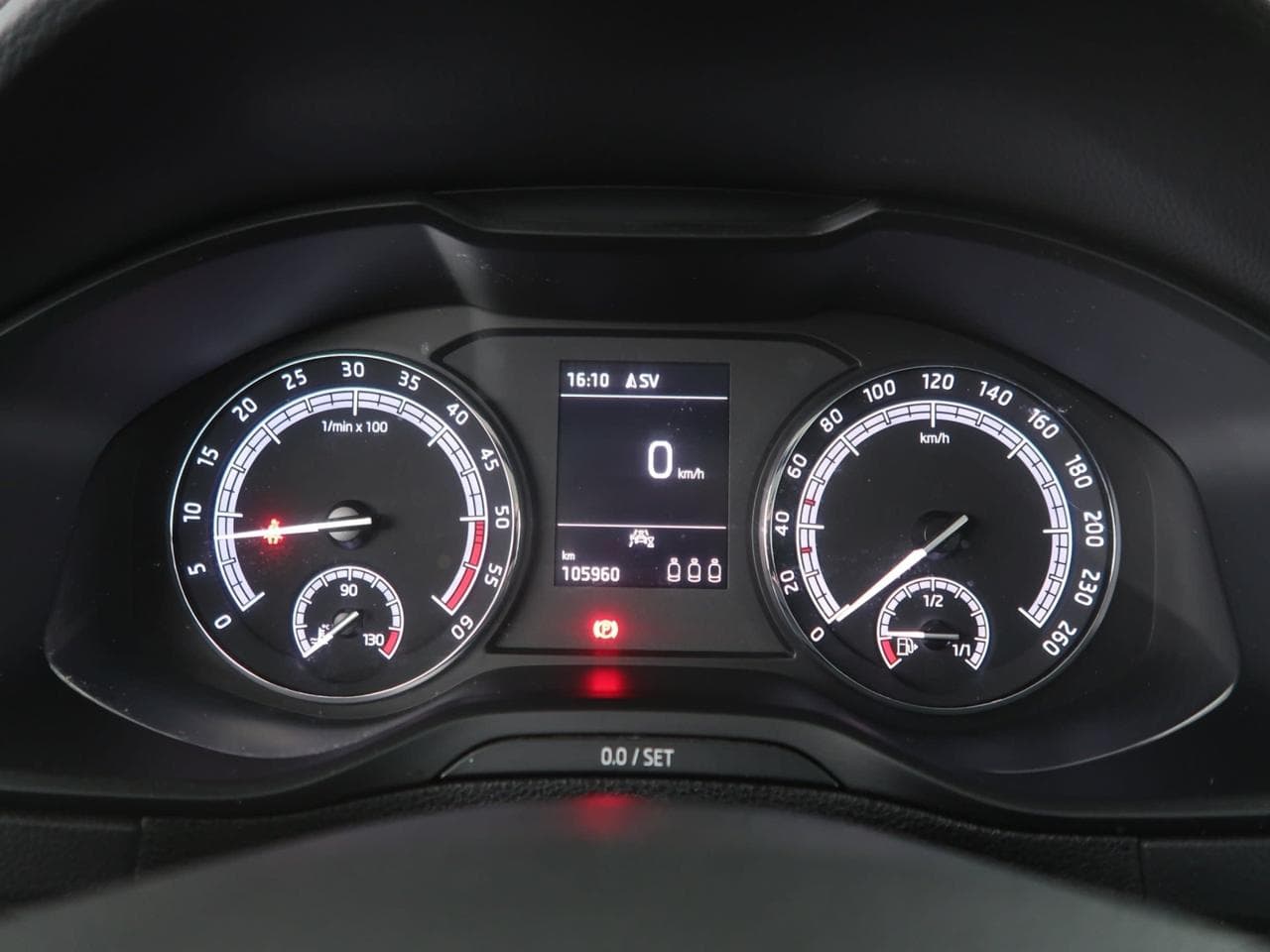 2020 Škoda KAROQ - 17