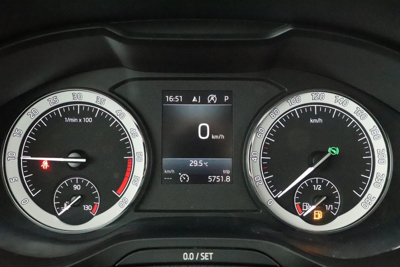 2017 Škoda KAROQ - 24