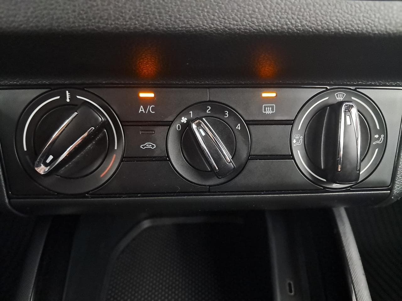 2020 Škoda KAMIQ - 33