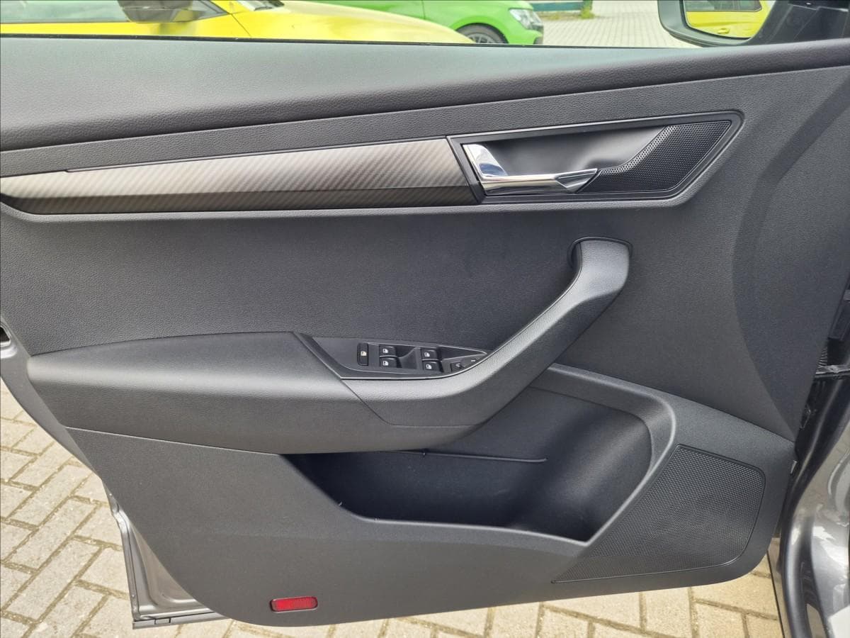 2022 Škoda KAROQ - 9