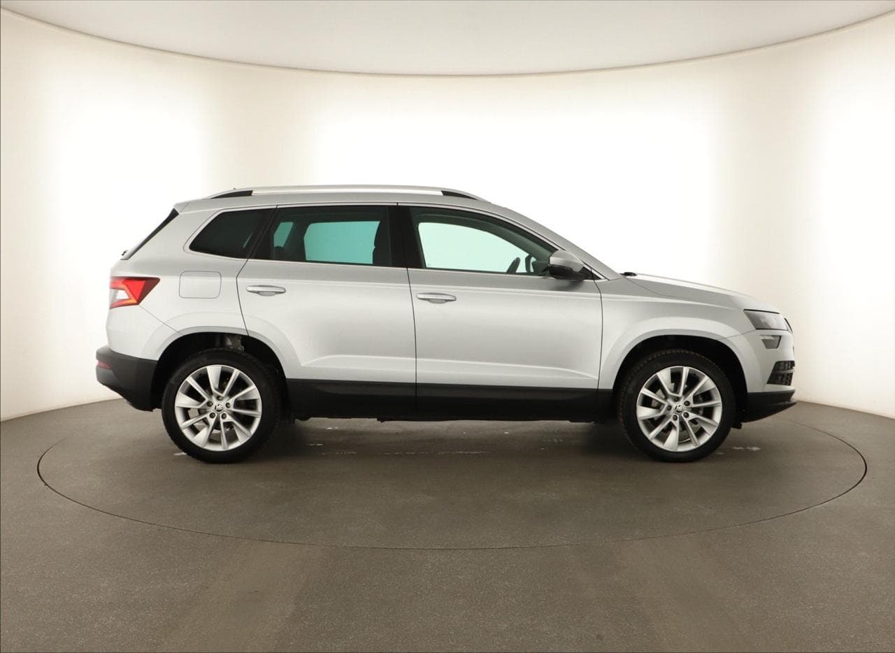 2019 Škoda KAROQ - 8