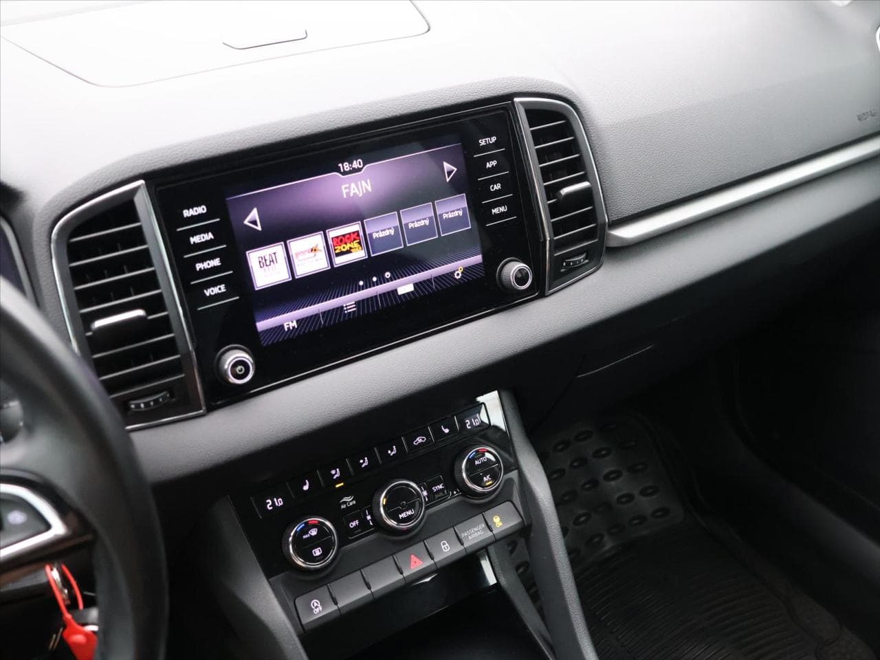 2019 Škoda KAROQ - 18