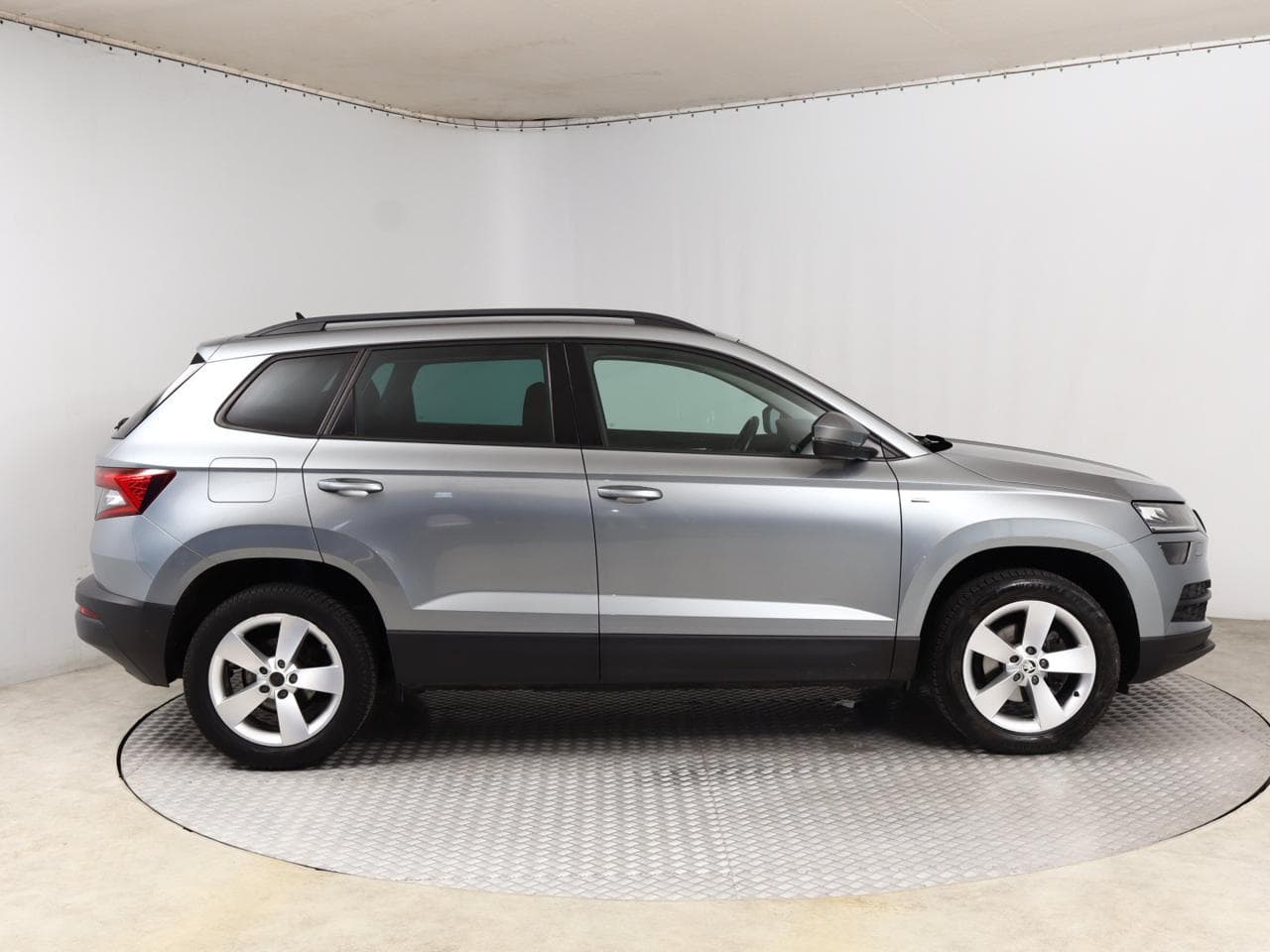 2020 Škoda KAROQ - 12