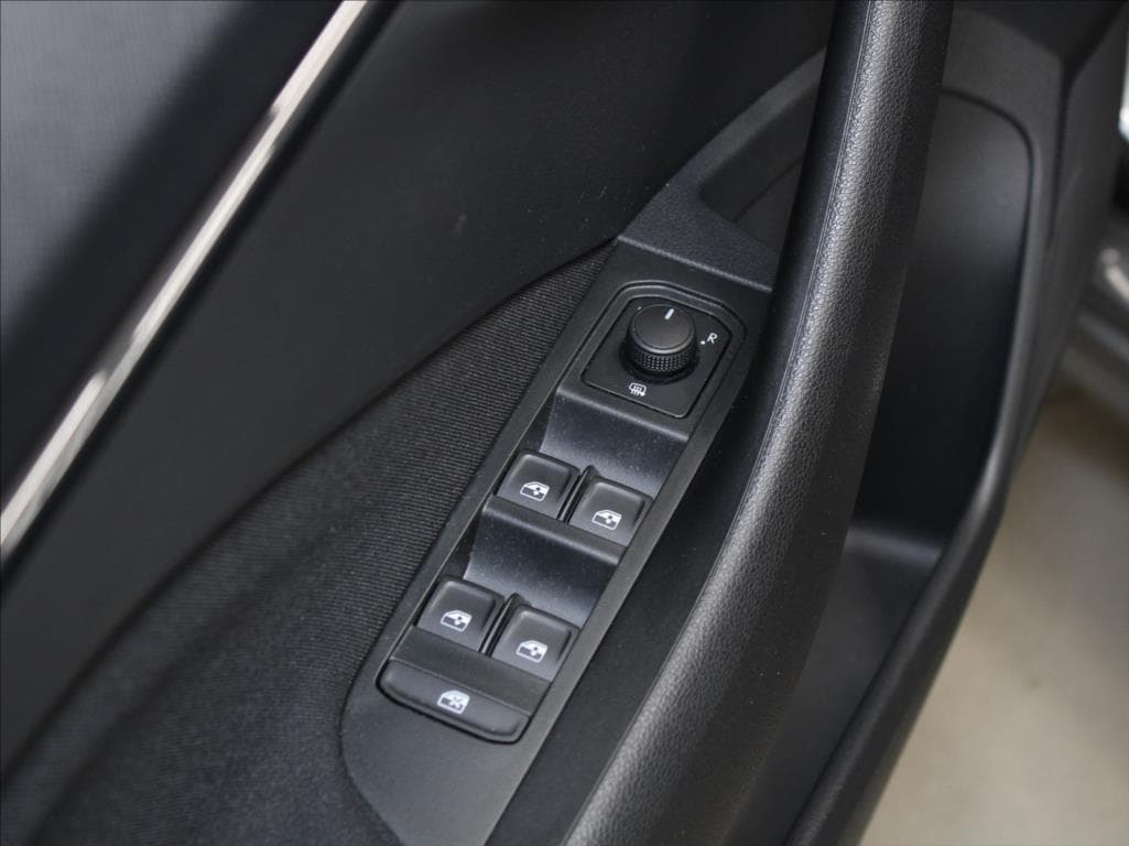 2025 Škoda KAMIQ - 30