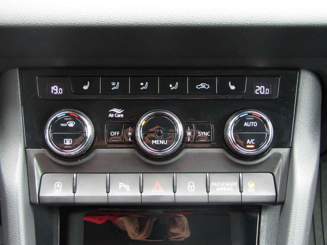 2025 Škoda KAROQ - 29