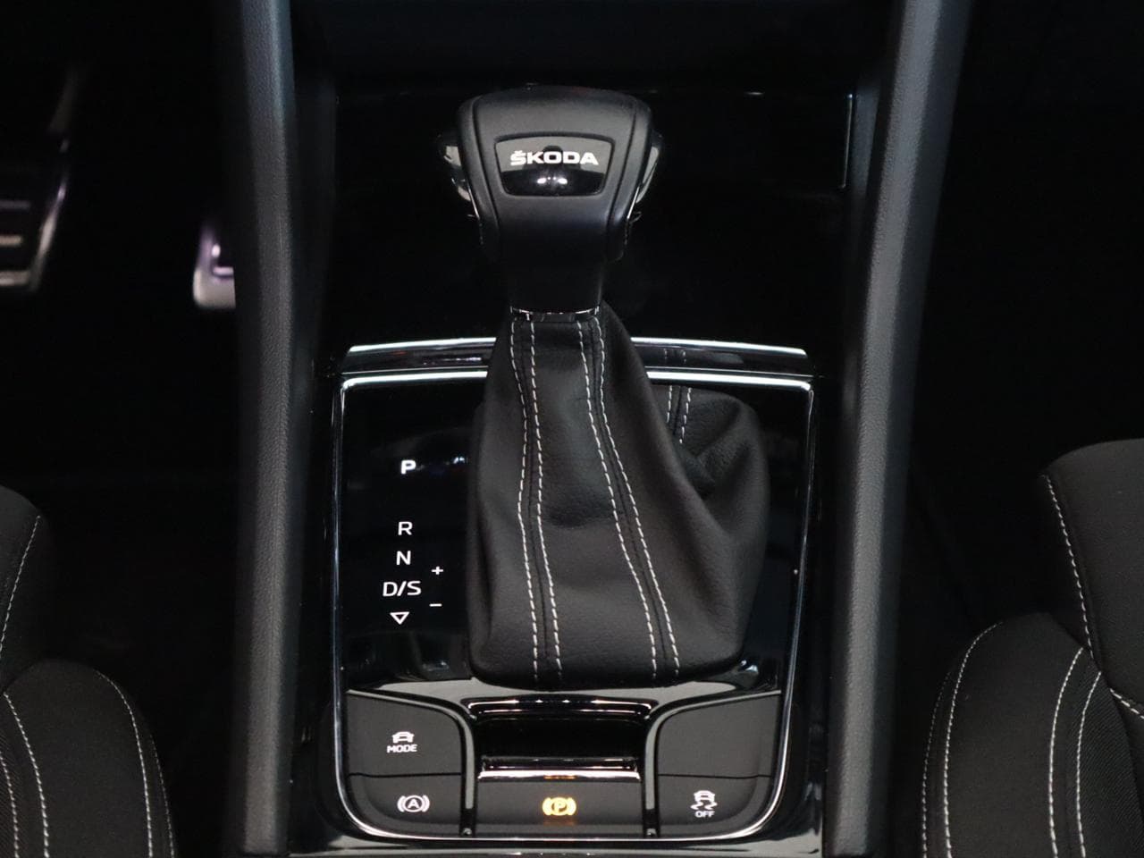2023 Škoda KAROQ - 17