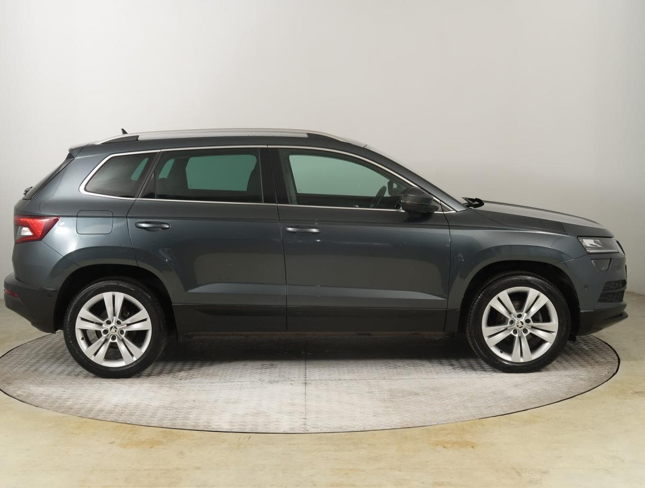 2021 Škoda KAROQ - 8