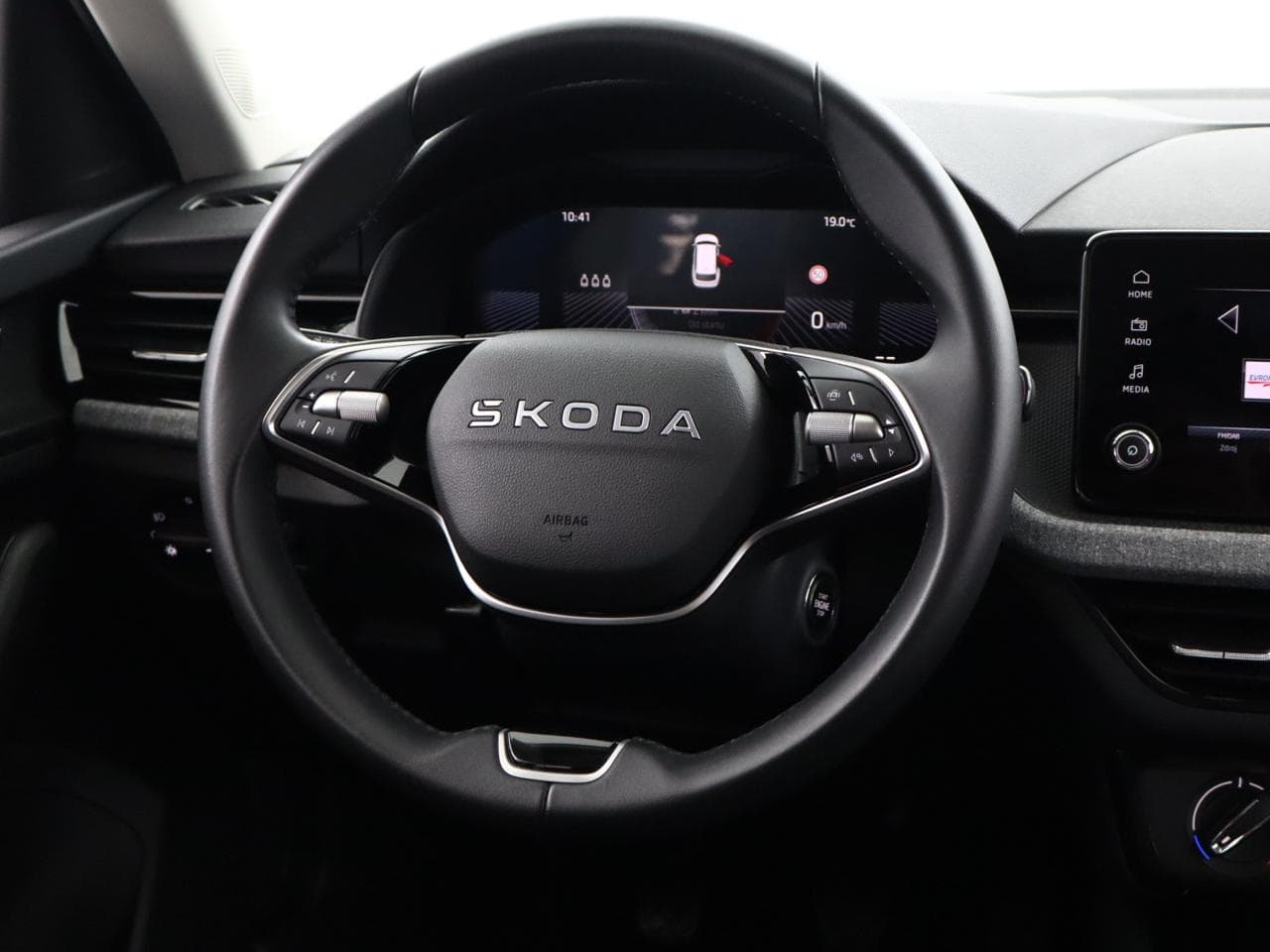 2025 Škoda KAMIQ - 19