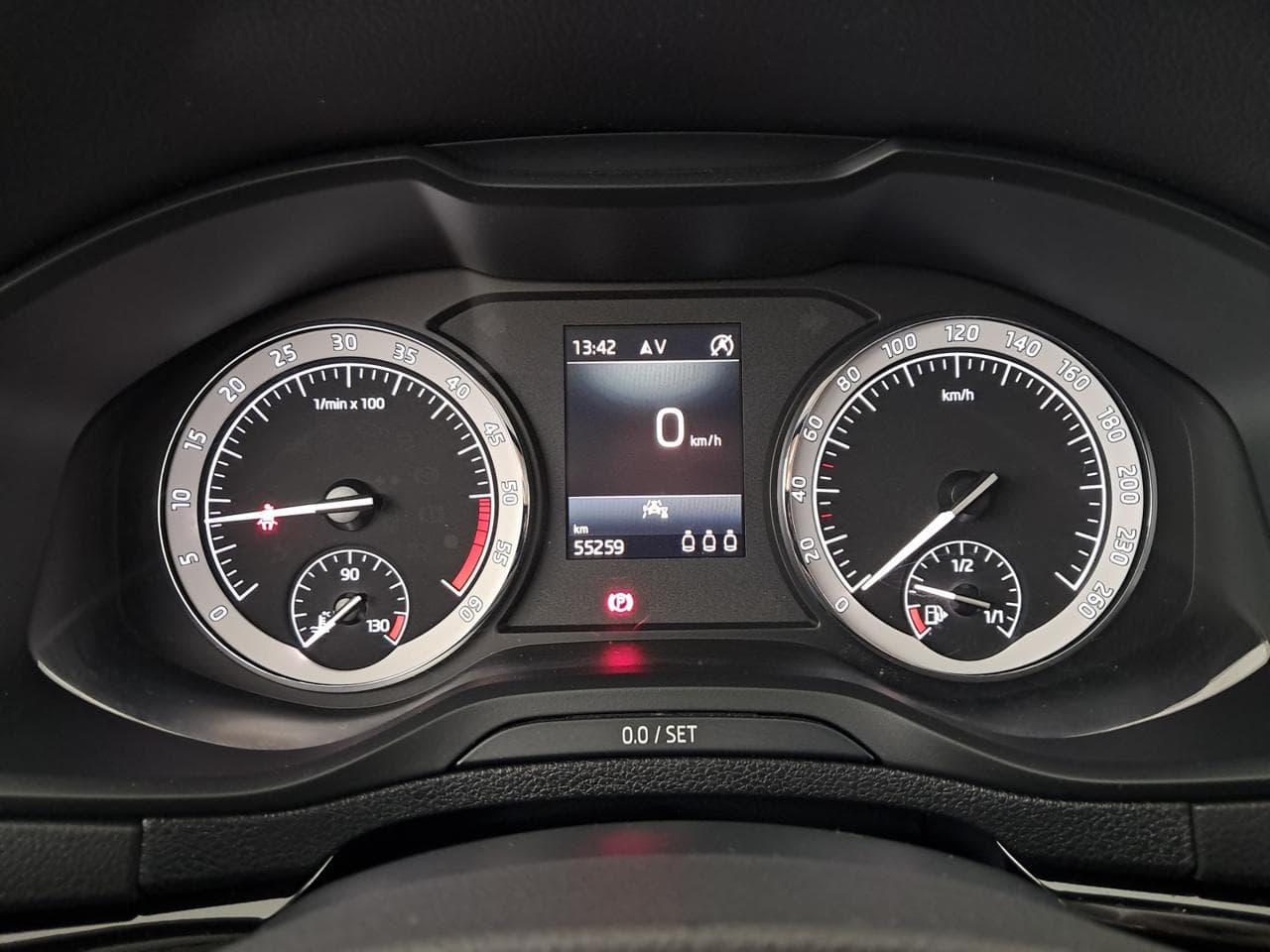 2020 Škoda KAROQ - 17