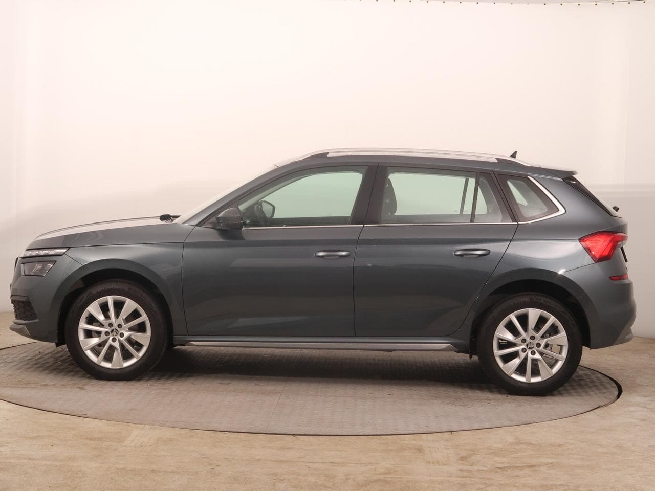 2021 Škoda KAMIQ - 4