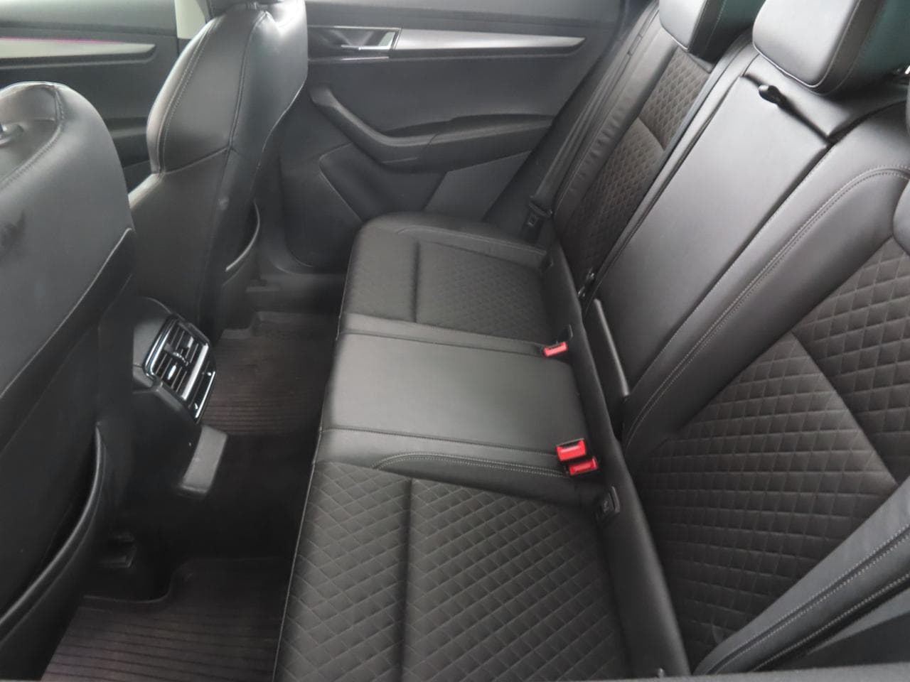 2019 Škoda KAROQ - 15