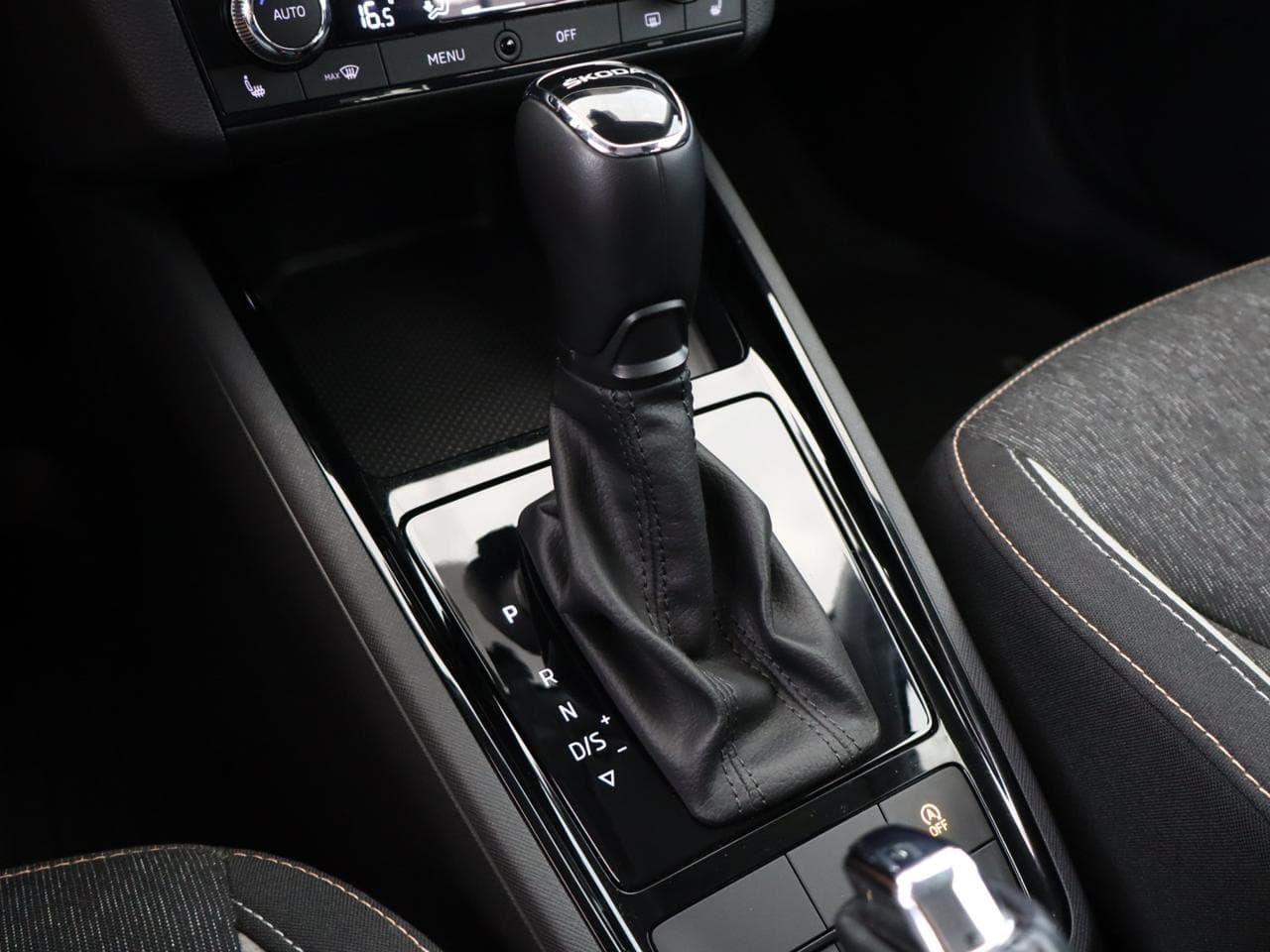 2020 Škoda KAMIQ - 17
