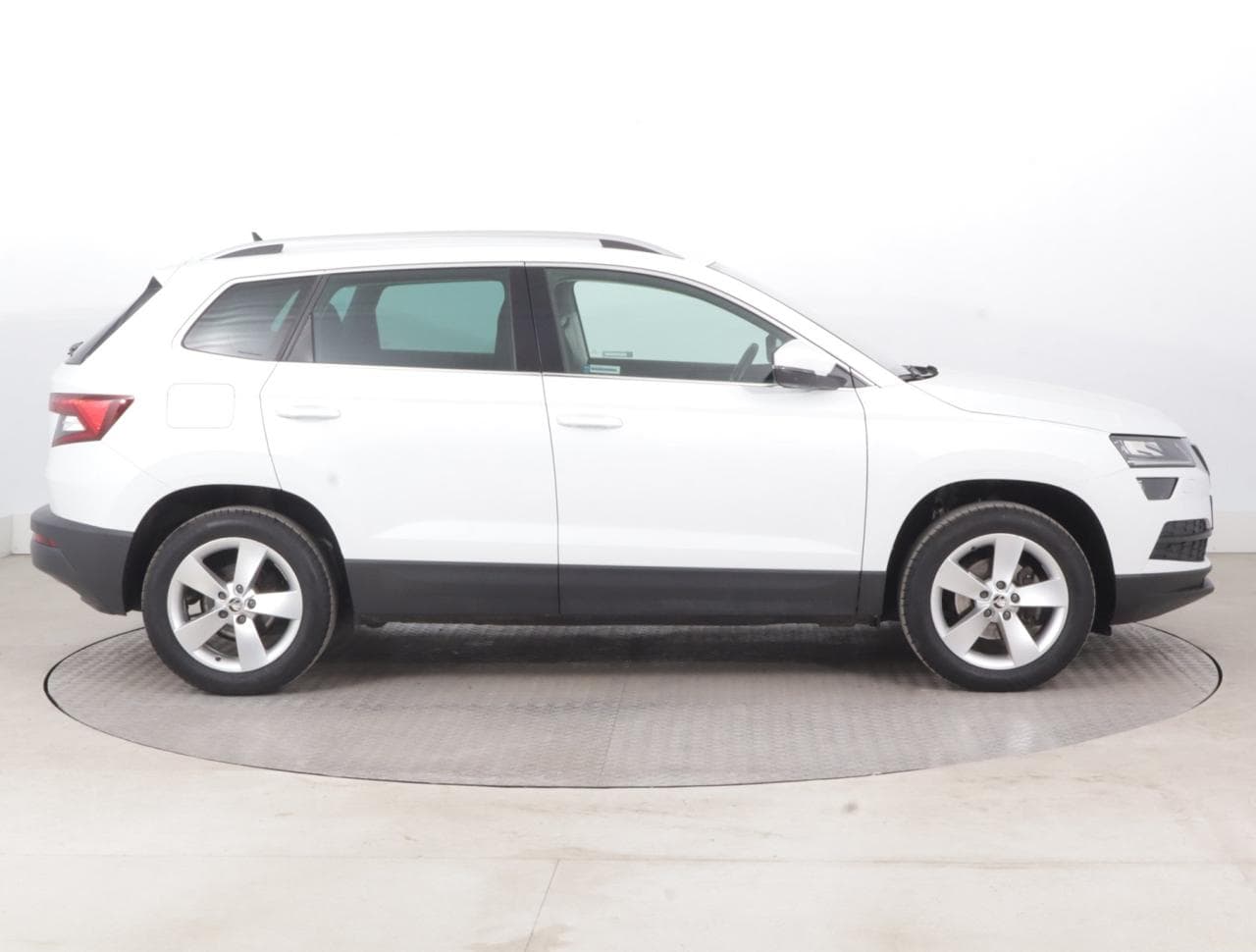 2022 Škoda KAROQ - 8