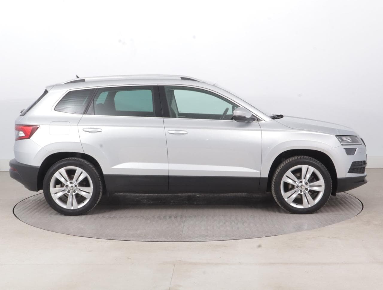 2021 Škoda KAROQ - 8