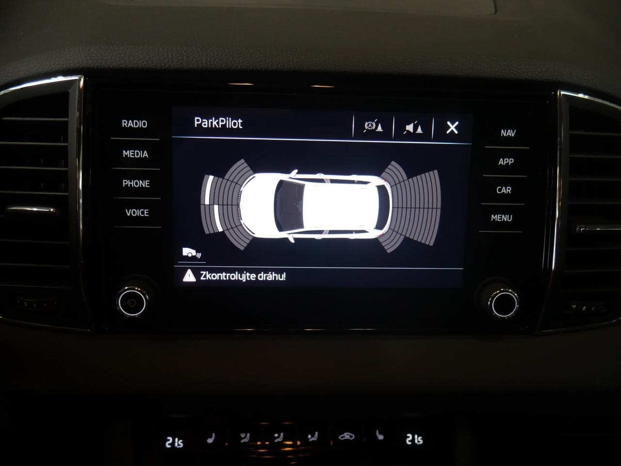 2019 Škoda KAROQ - 17